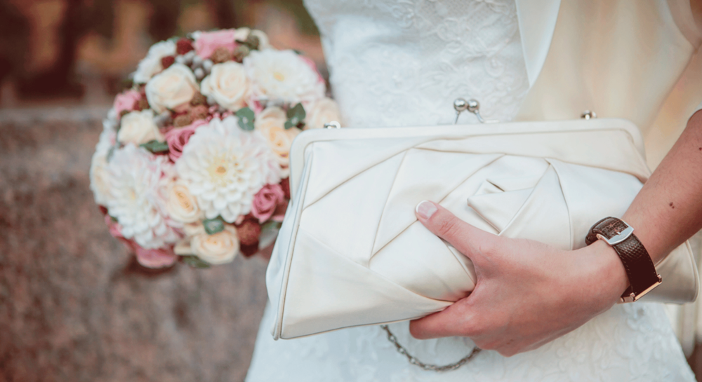 The Complete Bride's Guide: How to Choose the Right Bridal Handbags?