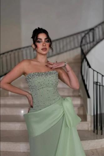 فستان سهره بتفاصيل انيقه