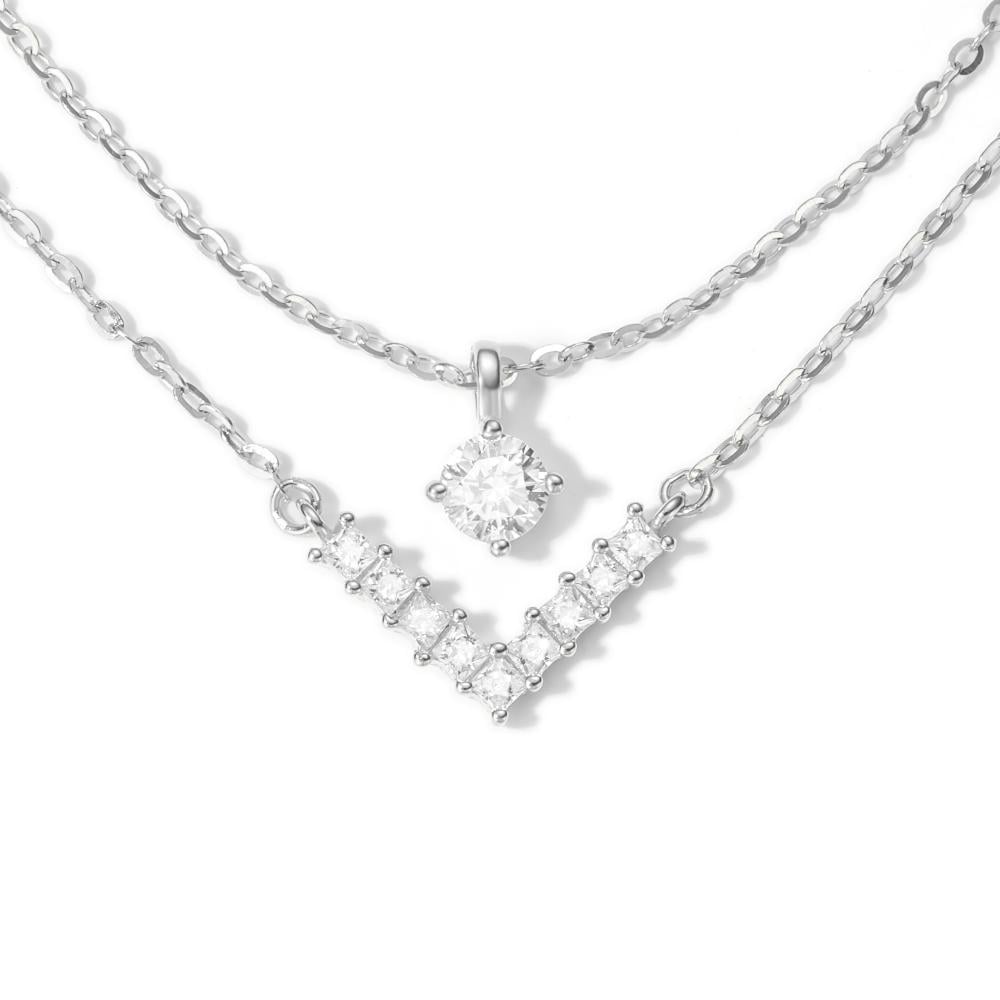 Q necklace