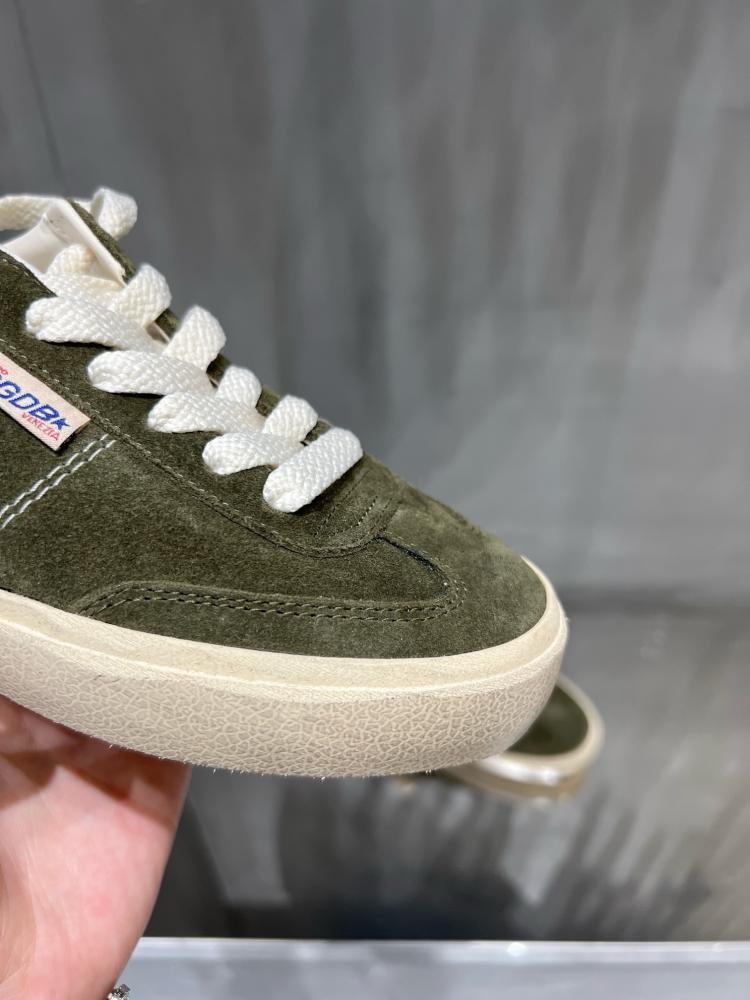 Golden goose
