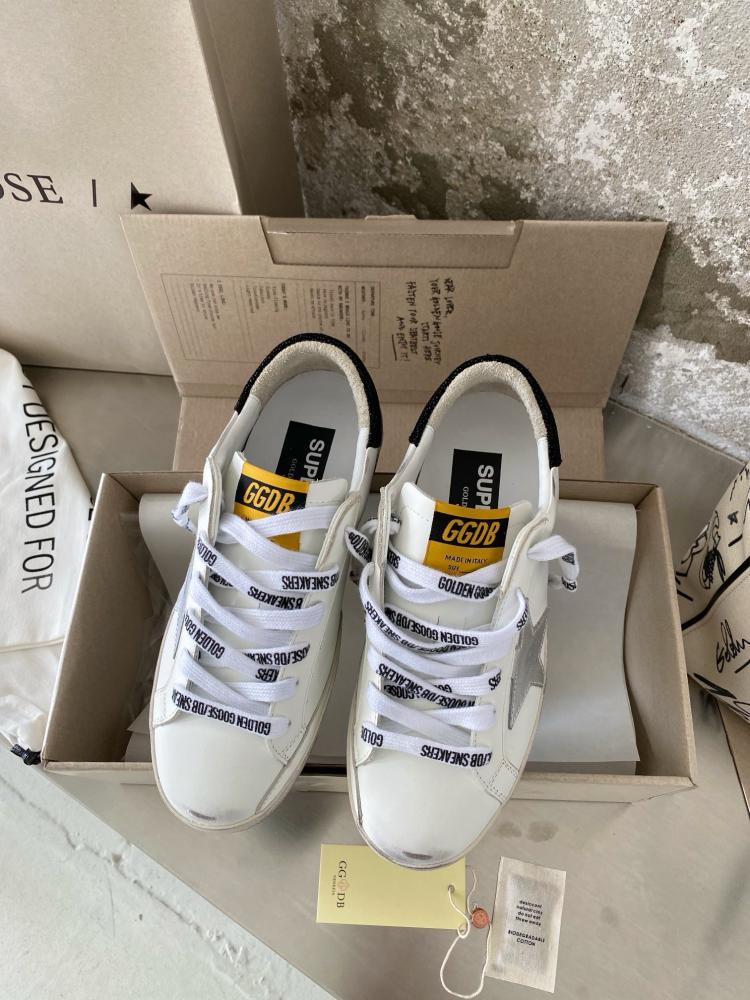 Golden goose