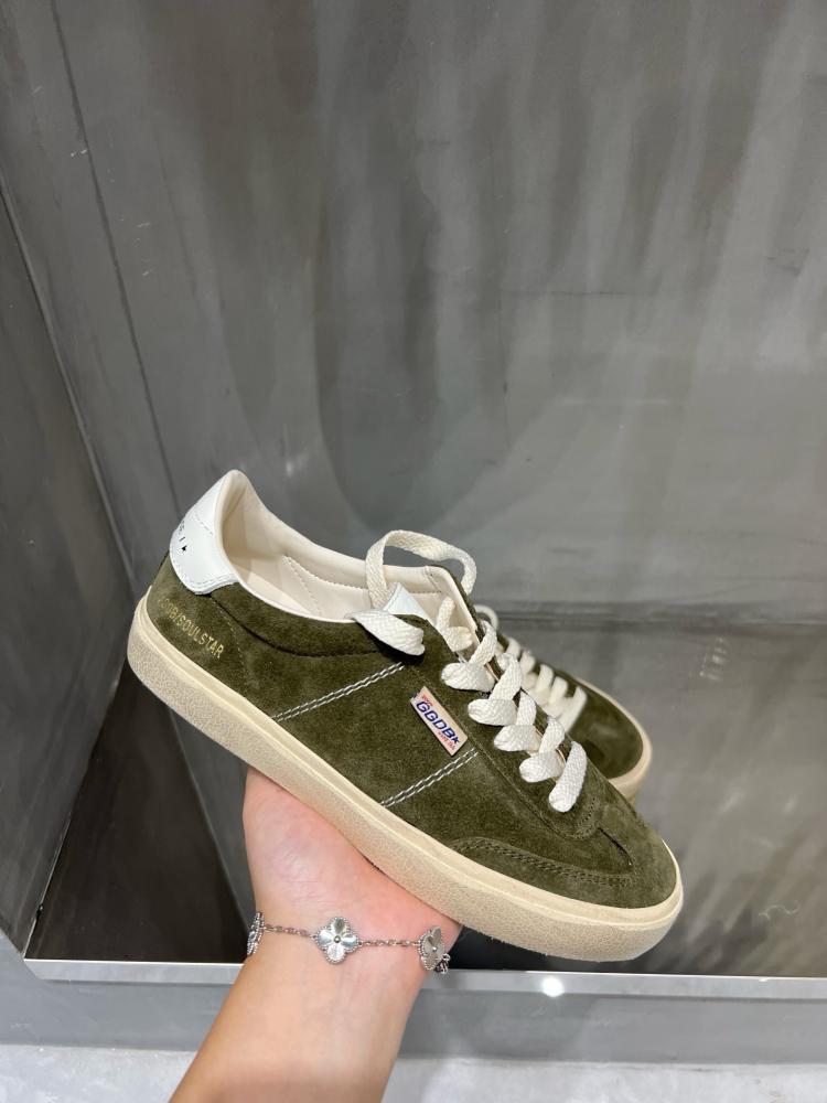 Golden goose
