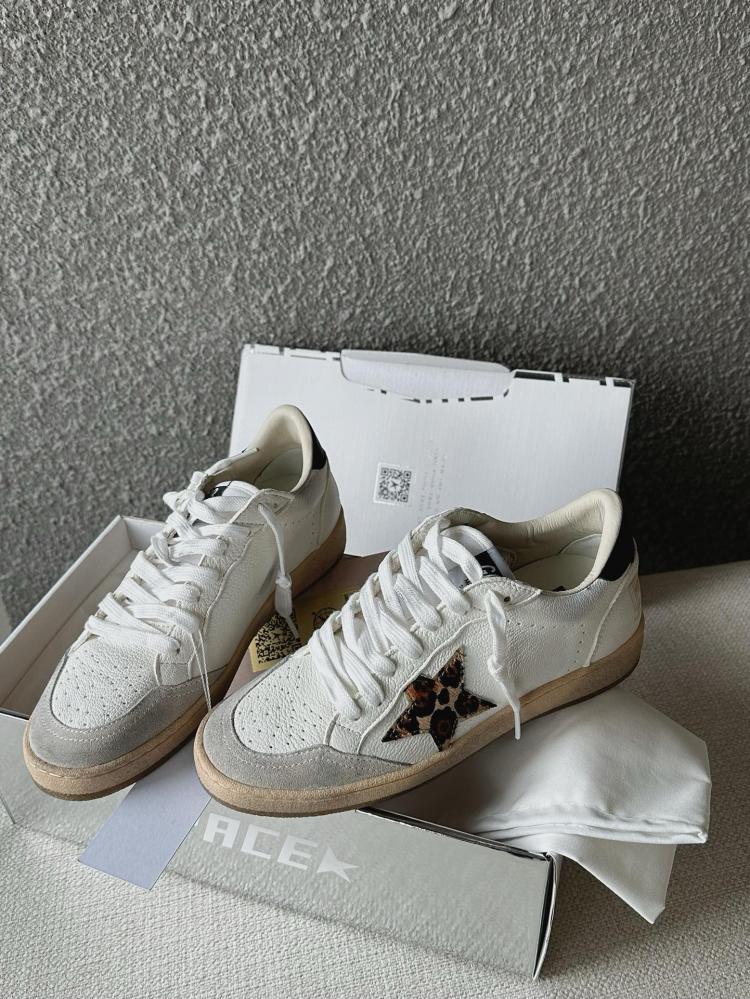Golden goose