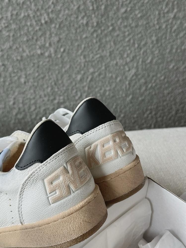 Golden goose