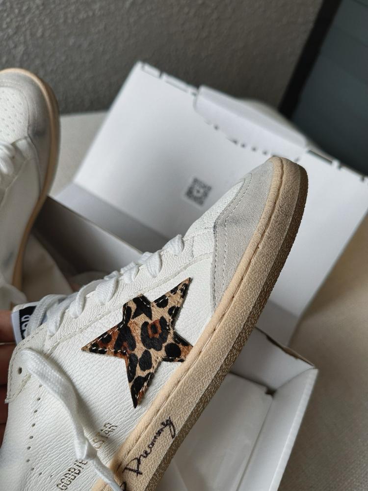 Golden goose