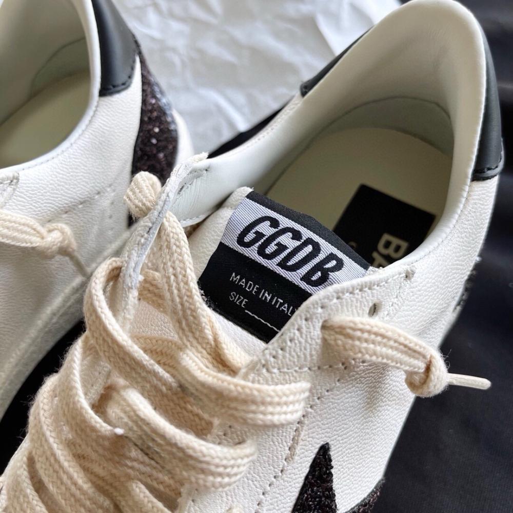 Golden goose