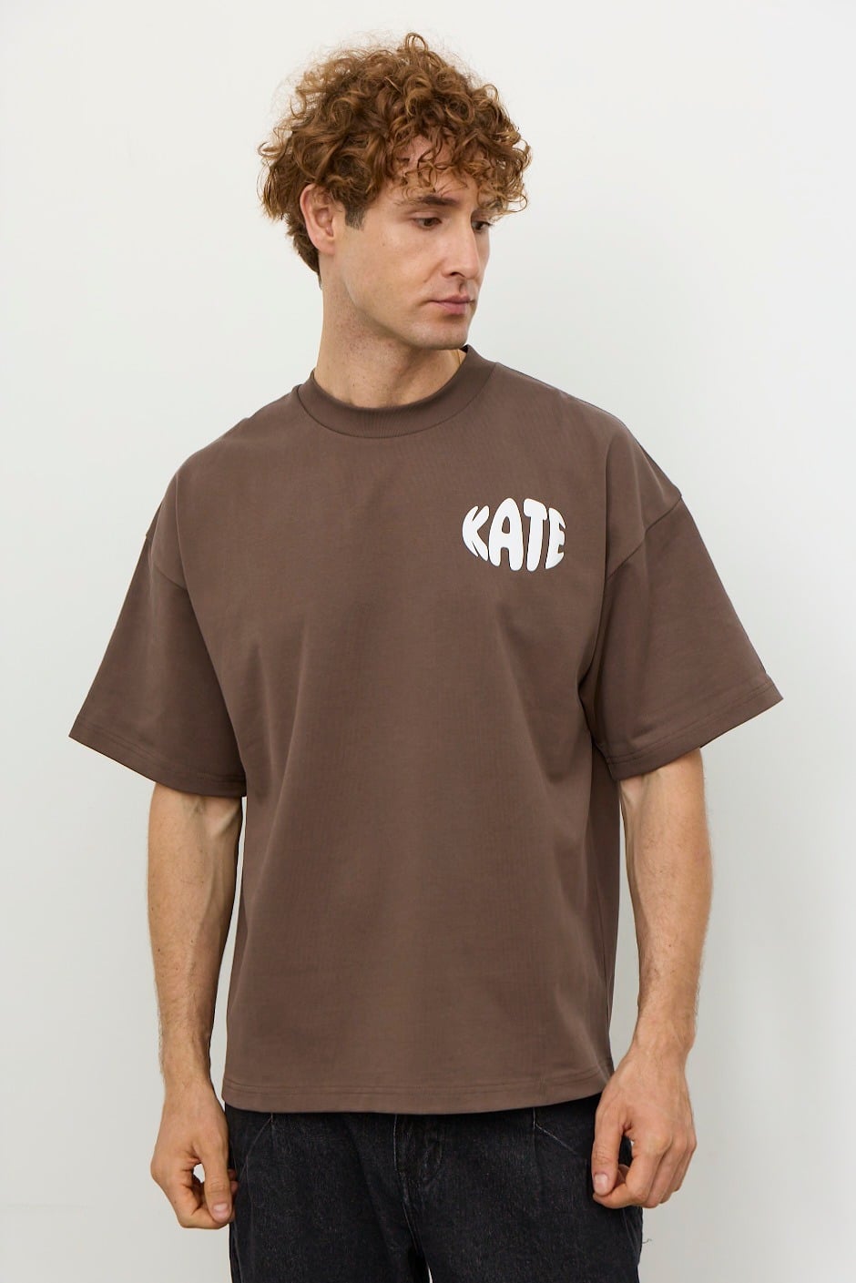 KATE BROWN CLASSIC T-SHIRT