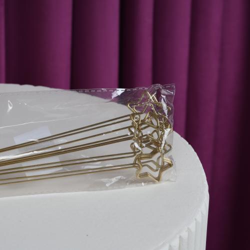 حامل كروت ذهبي شكل نجمة (ربطة)
