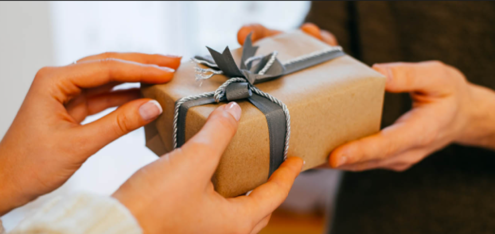 الهدايا: دليل اختيار الهدية المثالية لكل مناسبة