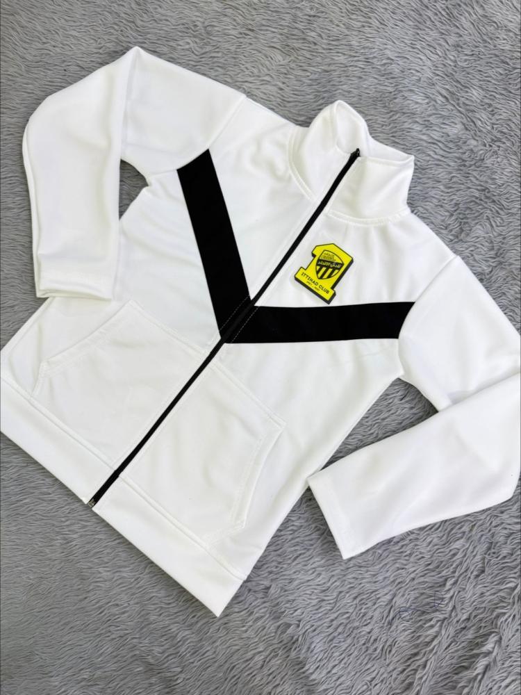 جاكيت الانديه بحلته الجديده