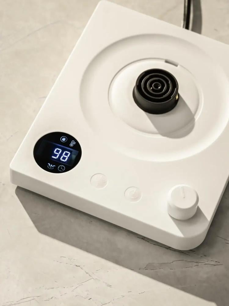 غلاية كهربائية من الفولاذ