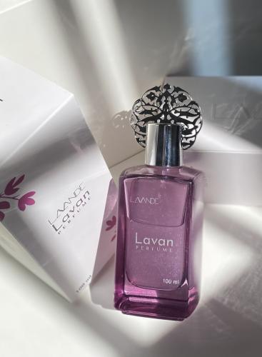 عطر لافان