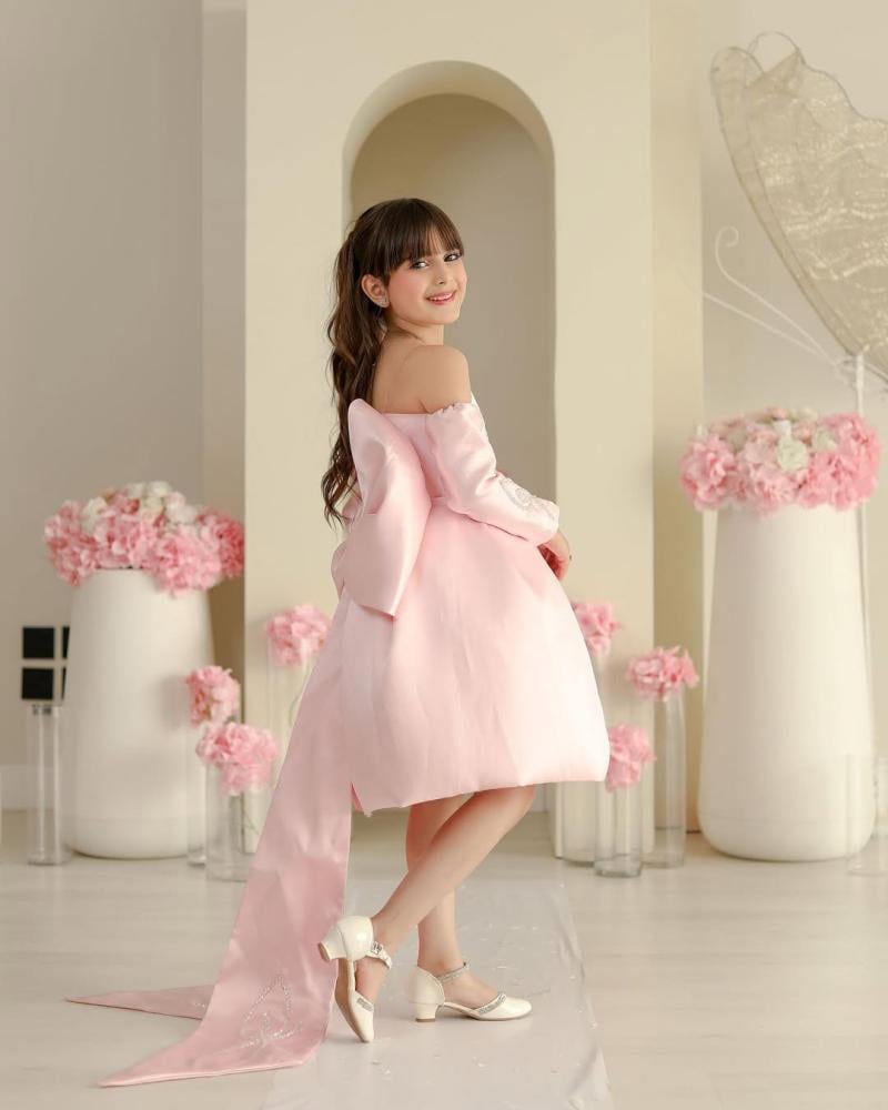 فساتين الأطفال الفاخرة بتصاميم عصرية متجر عساف