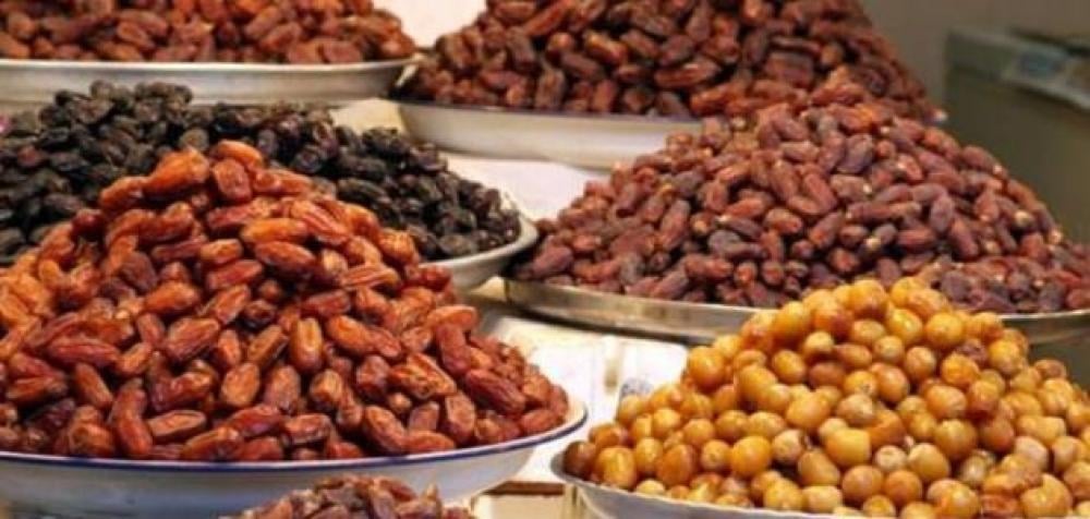 هل التمر يرفع الضغط أم يخفضه