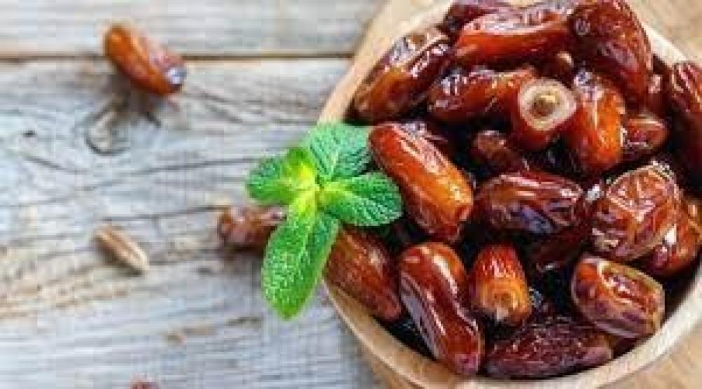 هل التمر يسبب الحموضة