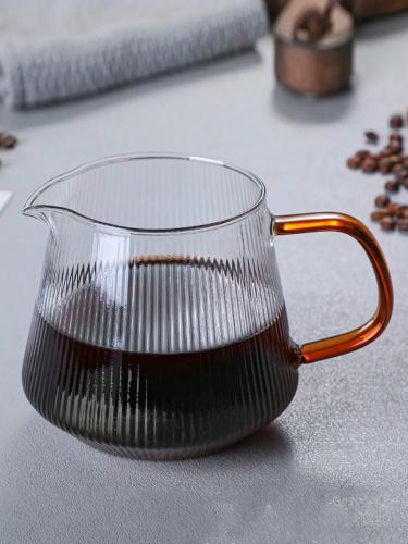 إبریق زجاجي لصب القهوة