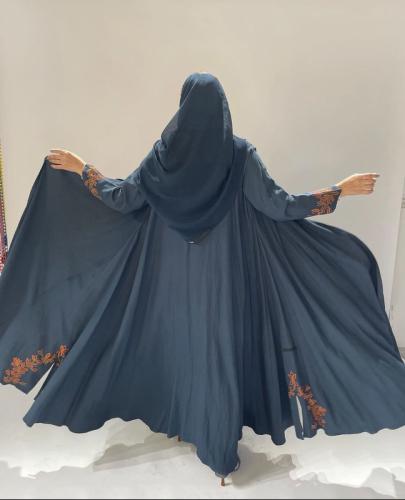 W22