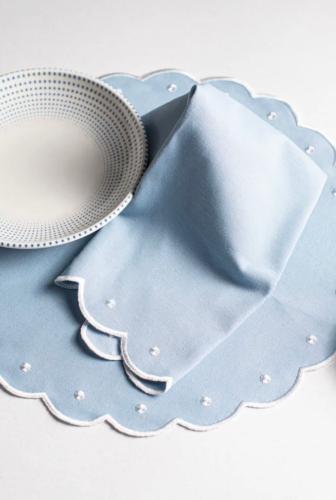 مجموعة مائدة سماوي(Placemat و Napkins )