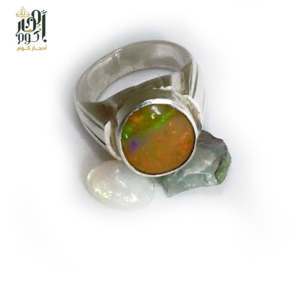 الوان حجر الاوبال الطبيعي