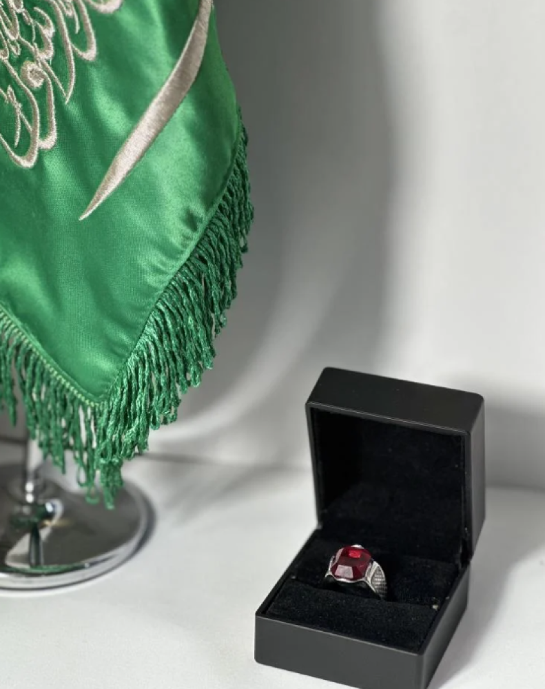 احجار كريمة للبيع