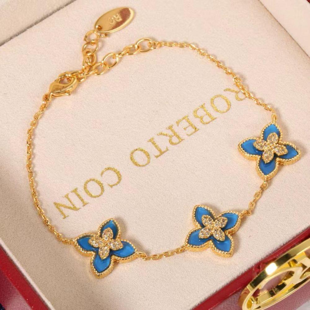 اسورة روبرتو كوين