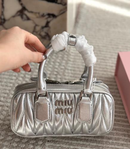 ماستر كواليتي - miu miu