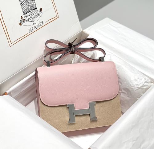 Hermès Constance 23cm – 3Q Pink Epsom with Silver...