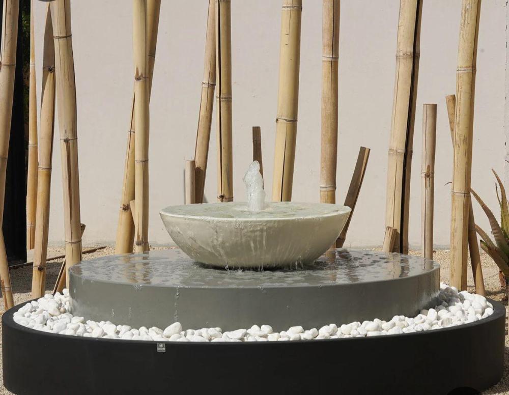 نافورة صغيرة جاهزة