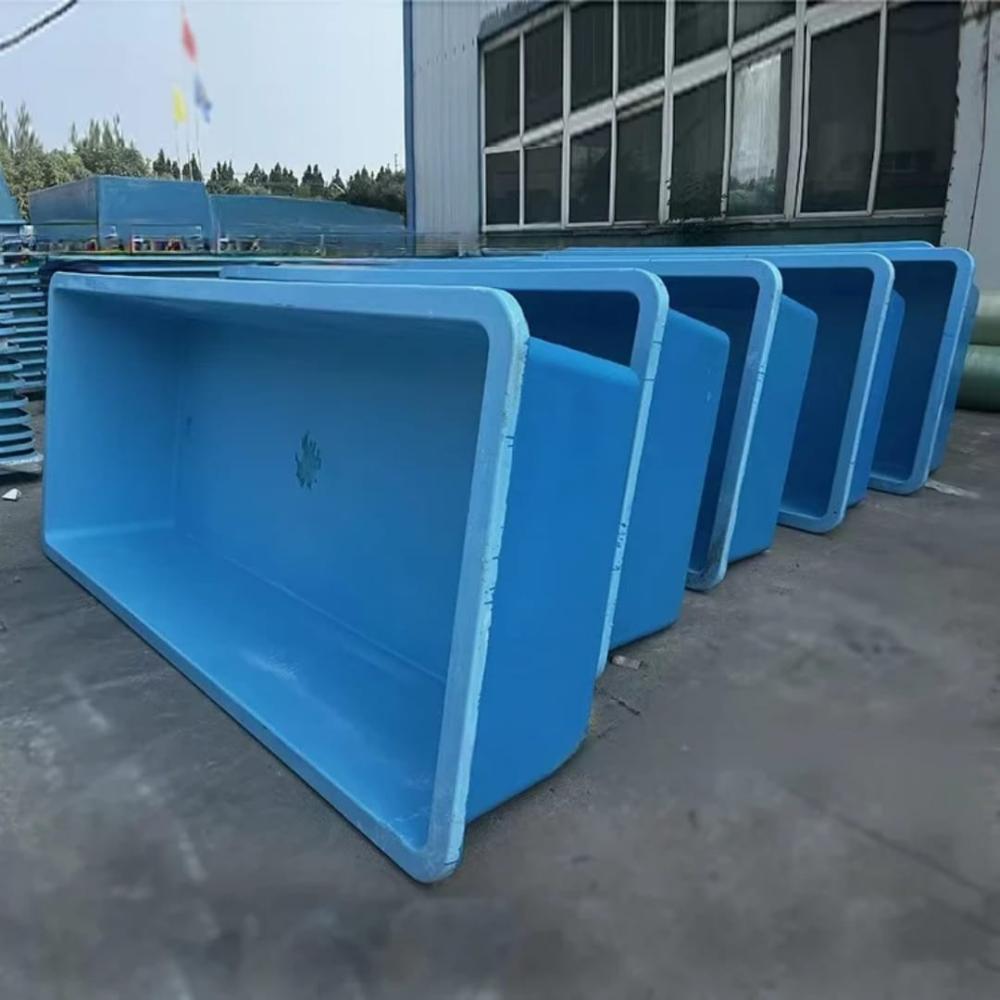 أحواض استزراع سمكي تجاري أنظمة استزراع سمكي مكثفة (RAS - Recirculating Aquaculture Systems) أحواض فيبر جلاس للاستزراع السمكي
