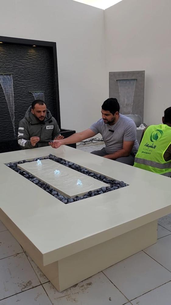 طاولات وبارتشن فيبر لجلسات الديكور الداخلي - بسعر المصنع