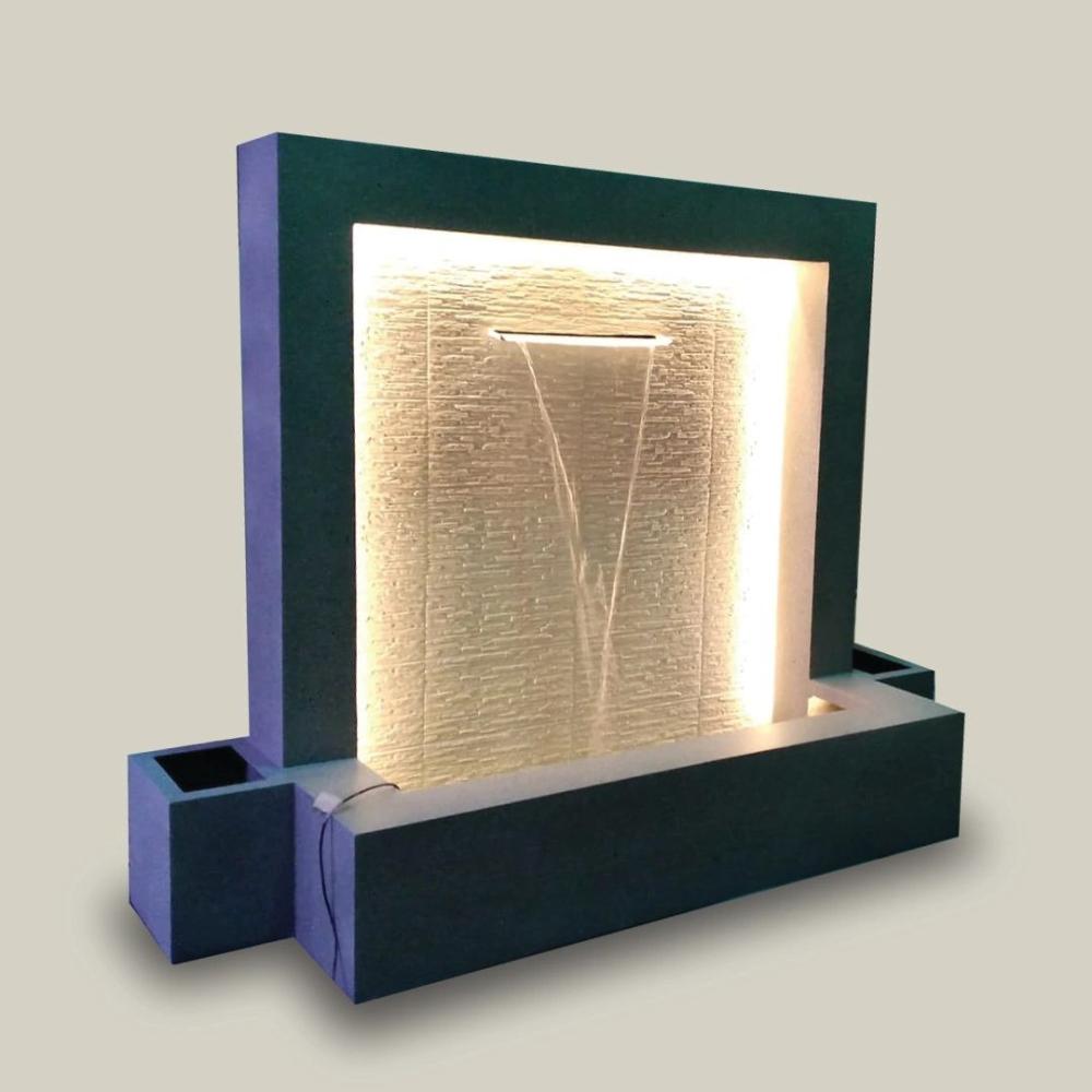 نافورة للفلل