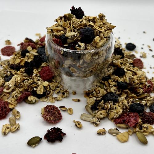 جرانولا توت مشكل mixed berry Granola