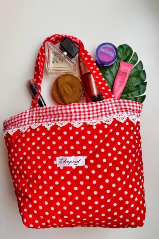 حقيبة يد محاكة يدوياً من قماش ممتاز مع سحاب متين عمليه أنيقه ومثالية للاستخدام اليومي