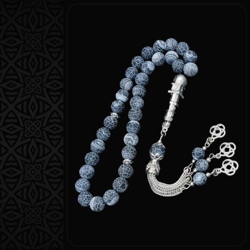 سبحة فاخرة من أحجار كريمة