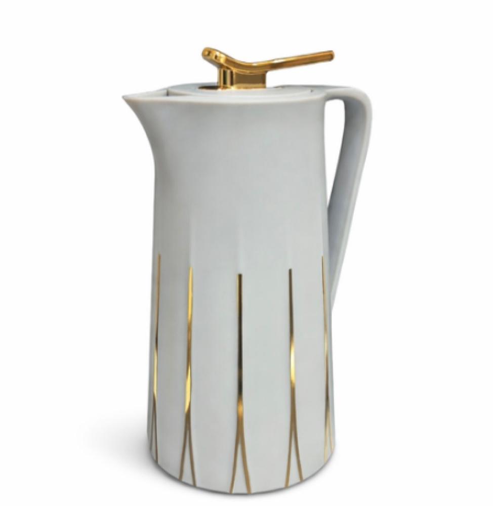 ترمس شاي تيفاني من الأسطورة فخامة اللون وأناقة الضيافة في كل صبّة