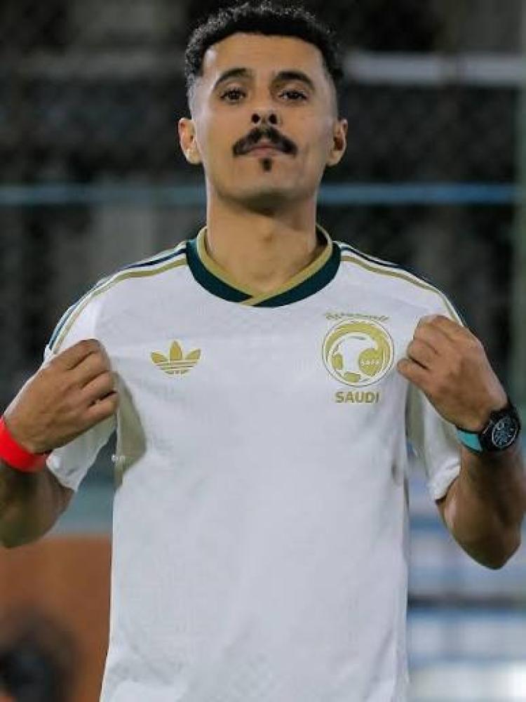اطقم المنتخبات
