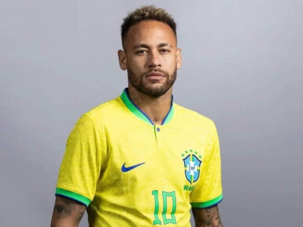 تيشيرت المنتخب البرازيلي