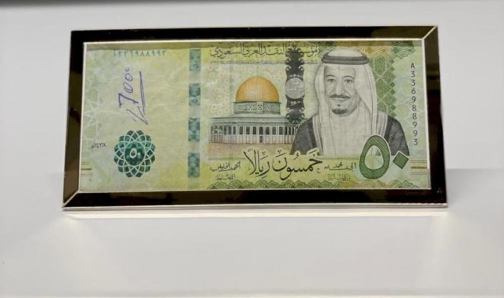 ظرف اكريلك شفاف ساده