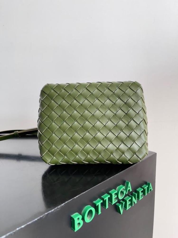 بوتيغا مقاس 21 cm