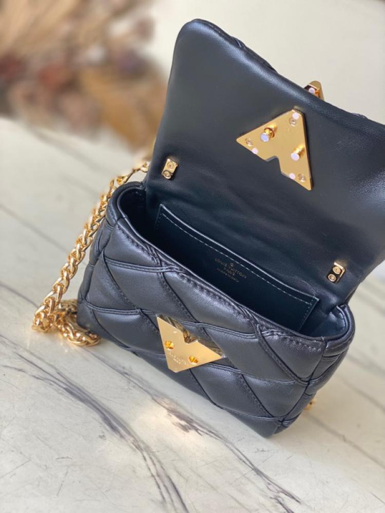 لوي فيتون مقاس 20 cm