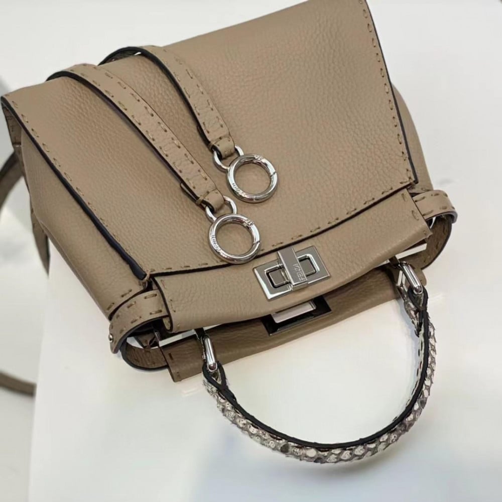 فندي بيكابو مقاس 23 cm