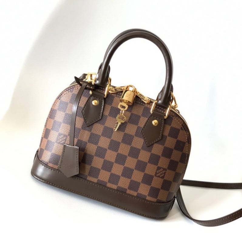 لوي فيتون مقاس 23.5 cm