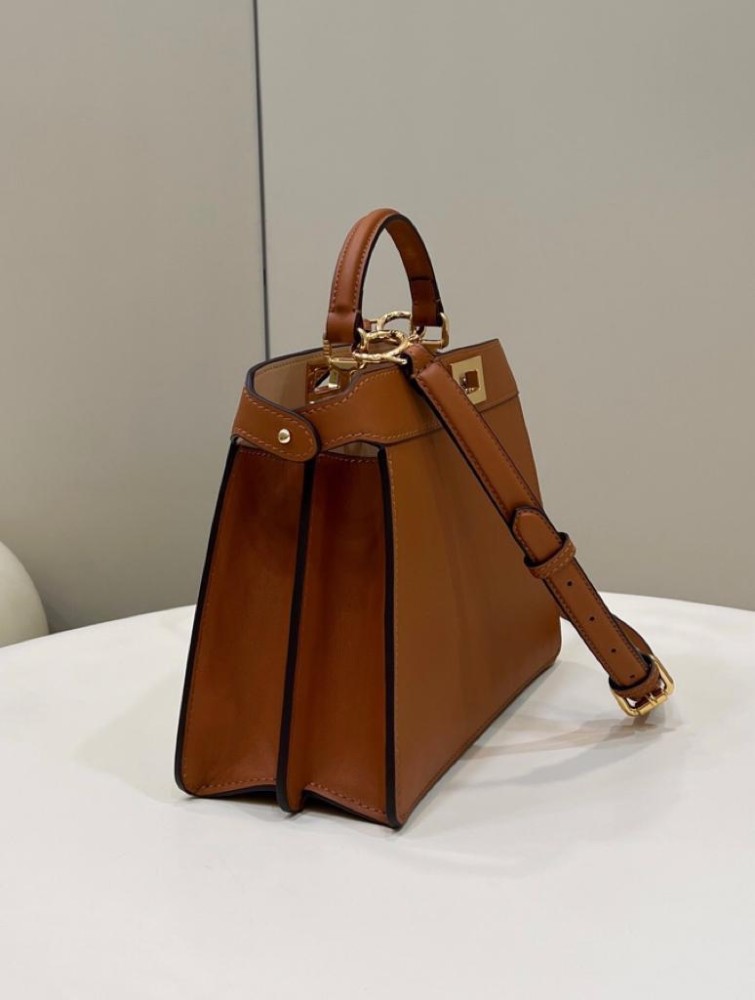 فندي بيكابو مقاس 27 cm