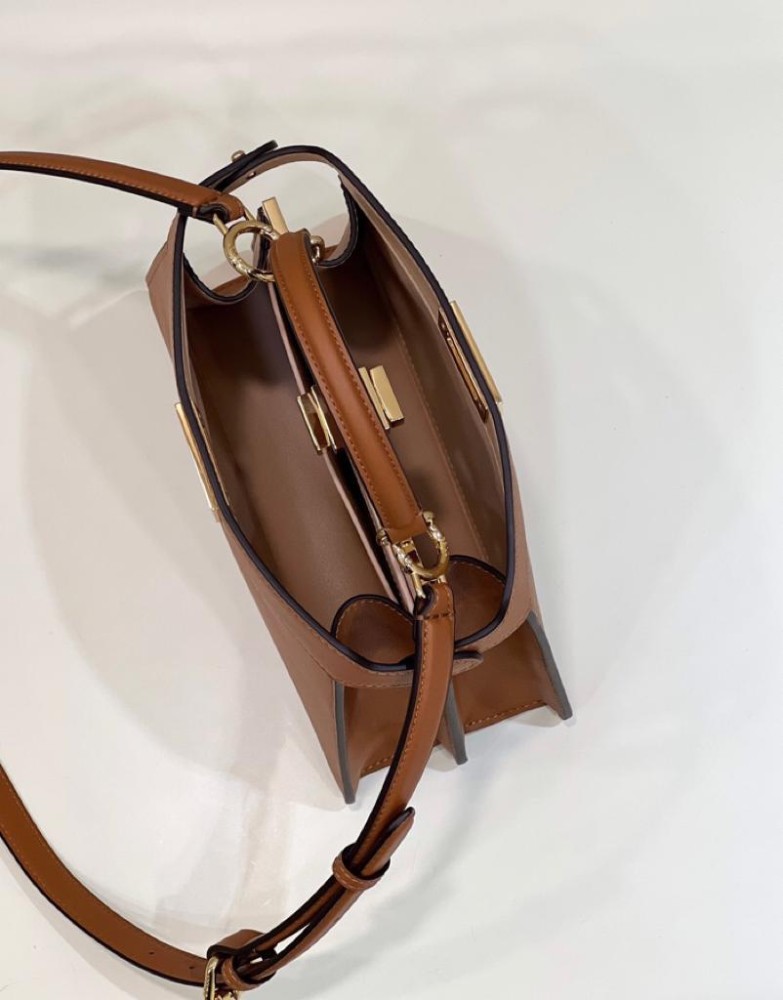 فندي بيكابو مقاس 27 cm