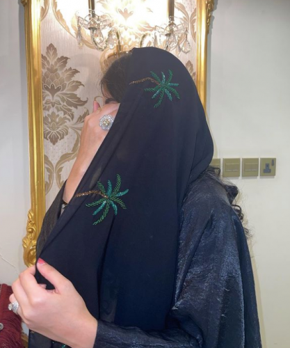 طرحة بشك يدوي سيفين و نخلة