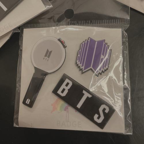 مجموعة بروش BTS