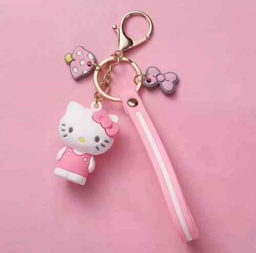 ميدالية hello kitty