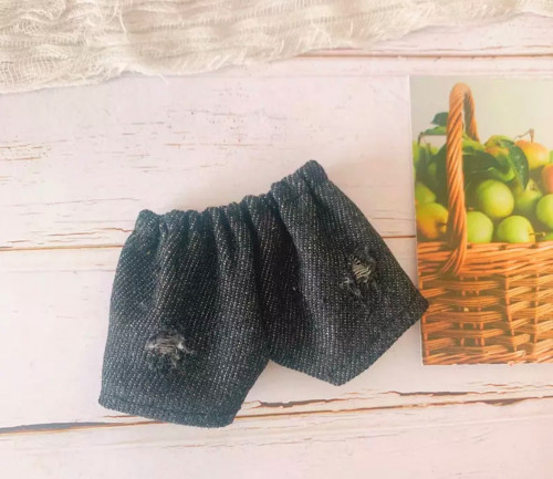 ملابس skzoo-20cm