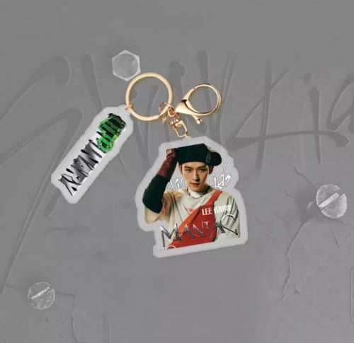 ميدالية Leeknow - ODDINARY