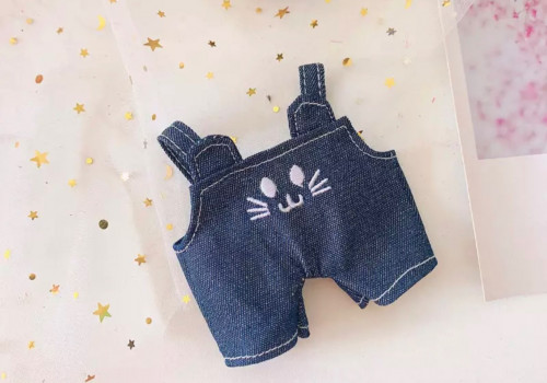 ملابس skzoo-20cm